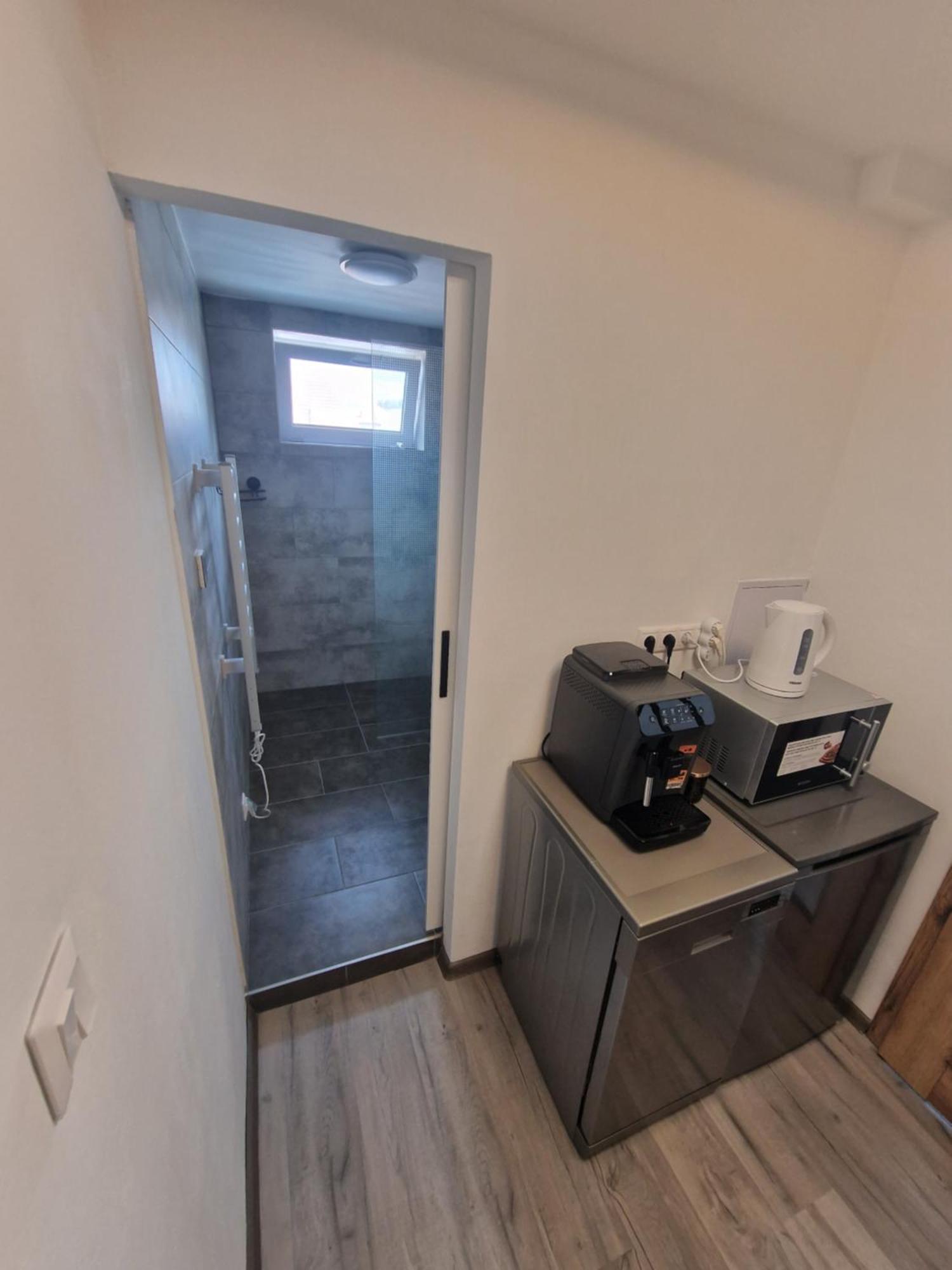 Apartman Vazec Bagian luar foto